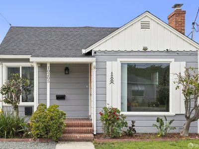 10205 Longfellow Ave