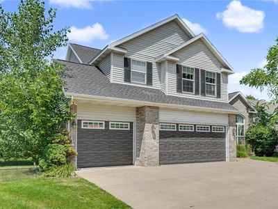 310 Teakwood Ln NE