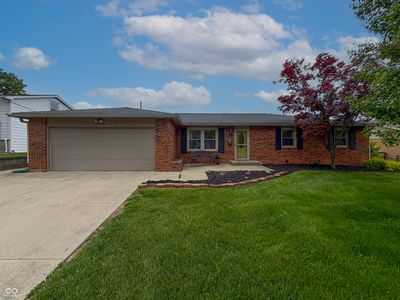 2933 Fairlawn Dr