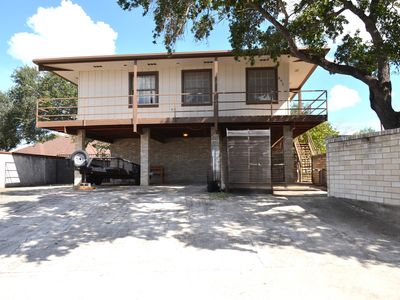 Property at 361 Monte Dr, Zapata, TX