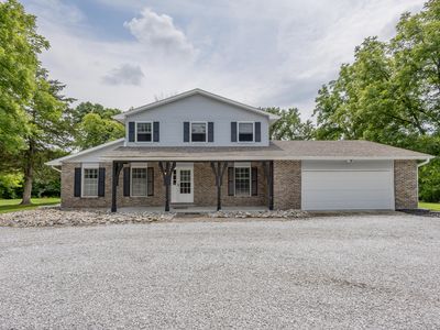 10404 W Kings Ln