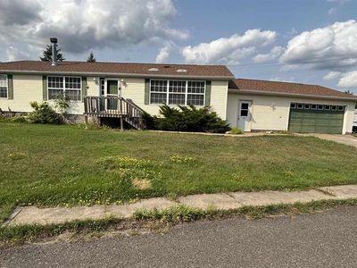 106 Deerwood Dr