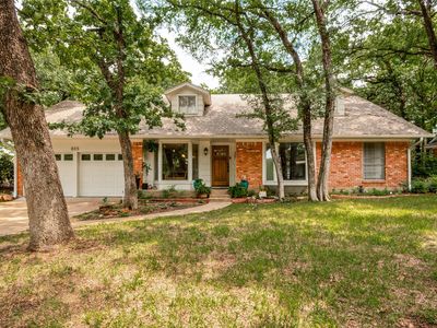 805 Live Oak Ln
