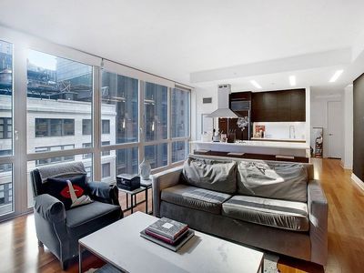 39 E 29th St APT 12B