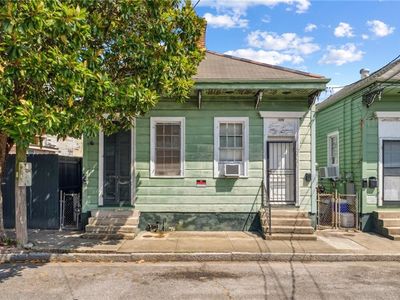 1128-1130 Henriette Delille St