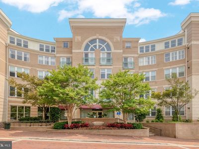 12001 Market St APT 434