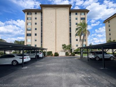 121 Country Club Dr APT 204