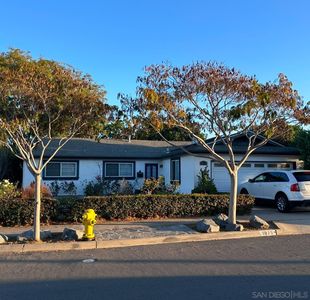 1875 Crandall Dr