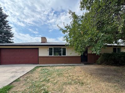 47 University Dr