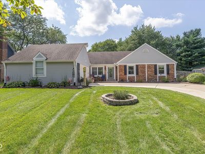 114 Maplewood Dr