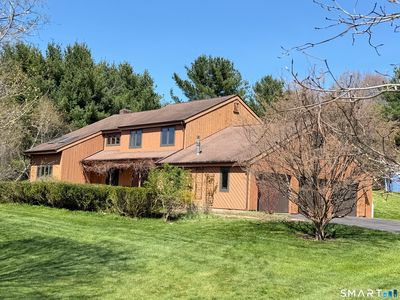 Property at 92 Buckingham Drive, Glastonbury, CT