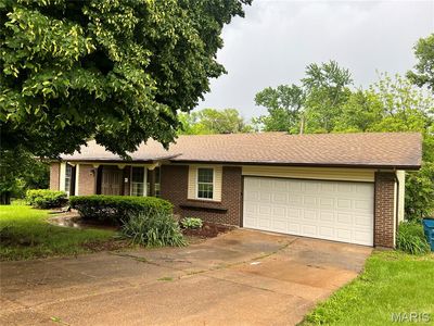 Property at 13310 De Marillac Dr, Florissant, MO