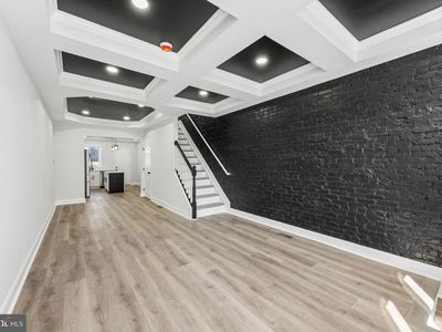 702 N Lakewood Ave