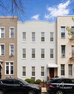 58 Diamond St