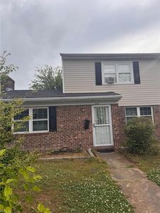 844 N Buckingham Ct