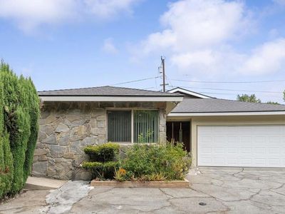 1105 Alhambra Rd