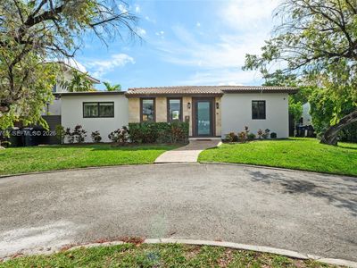 Property at 281 Pocatella St, Miami Springs, FL