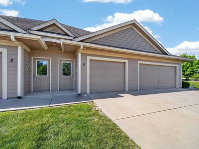 2702 NE Oak Dr Unit 8