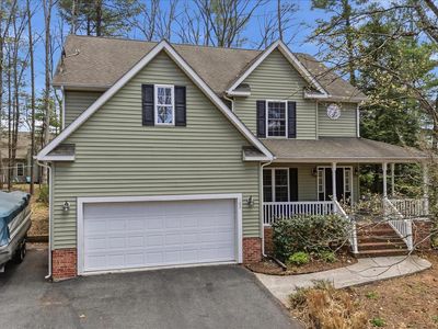 Property at 107 Lake Shore Dr, Cross Junction, VA