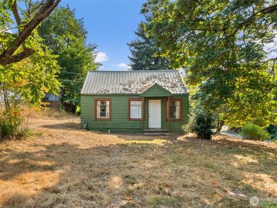 Property at 722 S 4th Avenue SW, Olympia, WA