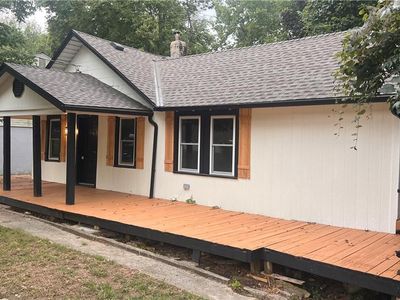 6212 Eugene Field Rd