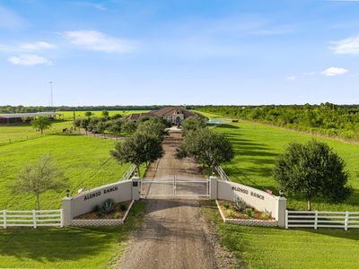 8145 E Fm 1462 Rd
