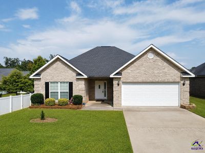 308 Lamplight Dr
