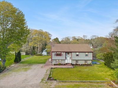 64 Rainbow Rd