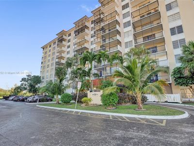 4164 Inverrary Dr APT 305