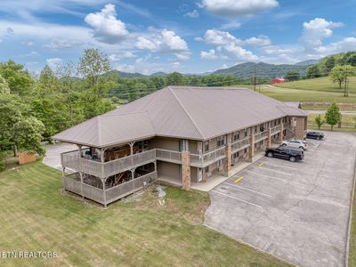 7239 E Lamar Alex Pkwy #140