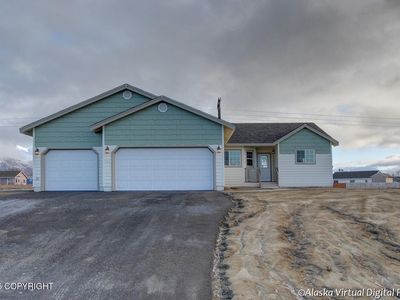 8747 E Strawberry Cir