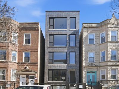 1325 N Artesian Ave #3