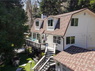 220 Oak Dr