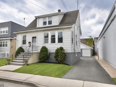 58 Sidney St