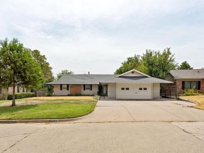 4052 NW 60th St