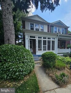 1186 Elm Ave