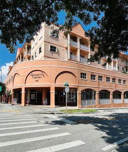 199 SW 12th Ave APT 410A