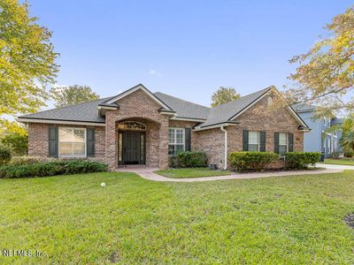 813 W AMERICAN EAGLE Drive