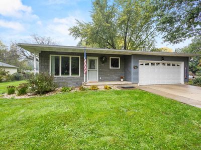 Property at 700 Kenwood Cir, Verona, WI