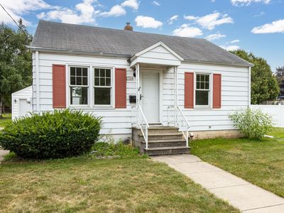 Property at 1609 W Murdock Ave, Oshkosh, WI