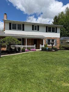 742 Hartford Dr