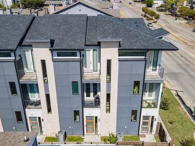 145 N Henderson Ave Unit 102