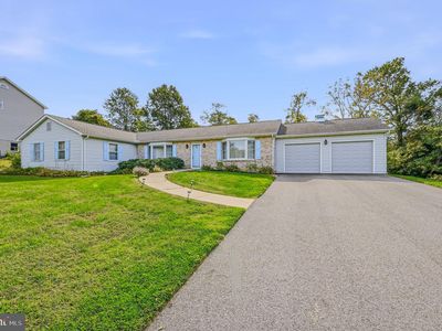 46 Grandview Dr