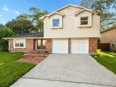 2552 Valentine Ct