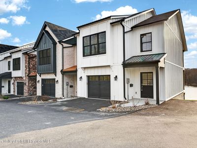 2 Icehouse Drive