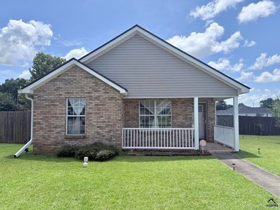 Property at 201 Brandonshire Ln, Bonaire, GA