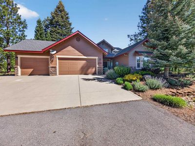 472 Durkin Dr