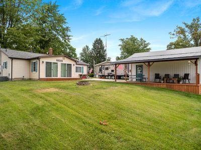 418 W Russell Dr