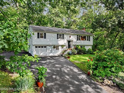 16 Brookhill Ln