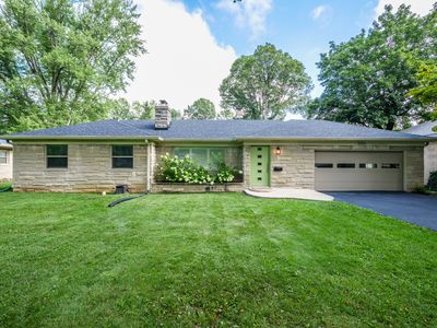 2880 Kessler Boulevard East Dr
